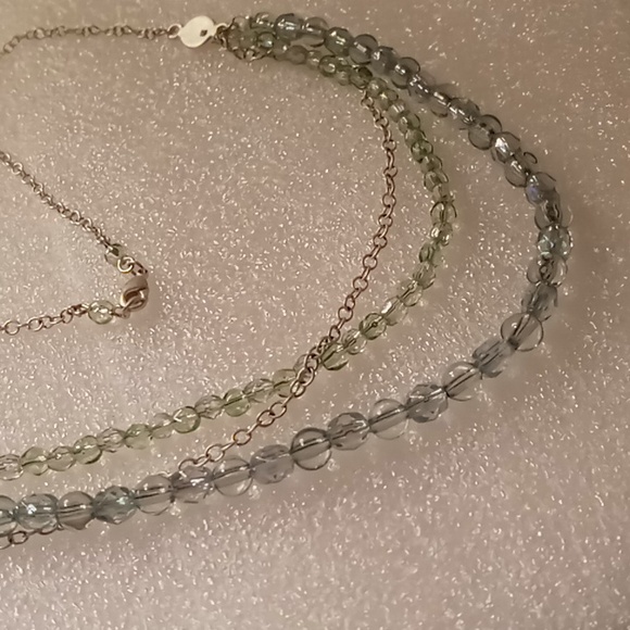 Opalescent blue & green layered glass beaded silver chain necklace 20 inch Long - Picture 4 of 7